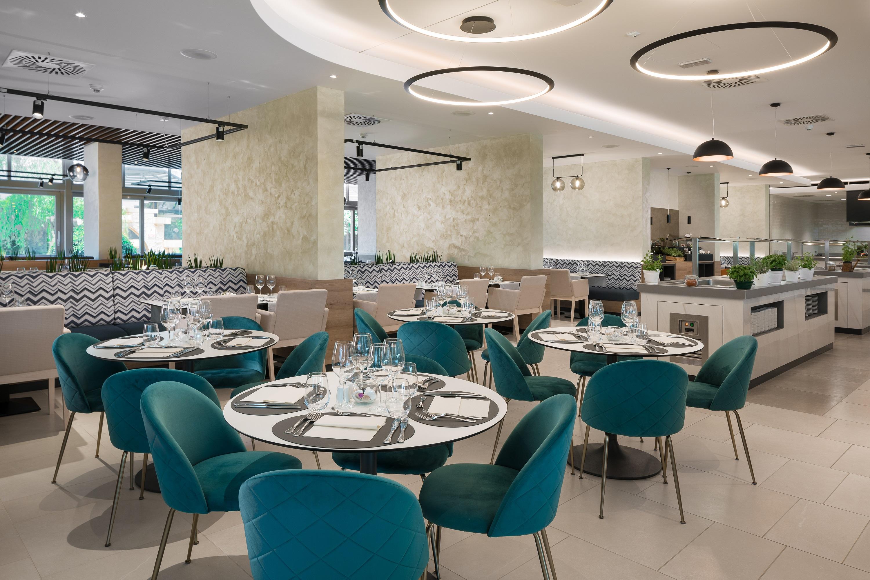 מאקרסקה Valamar Meteor Hotel מראה חיצוני תמונה