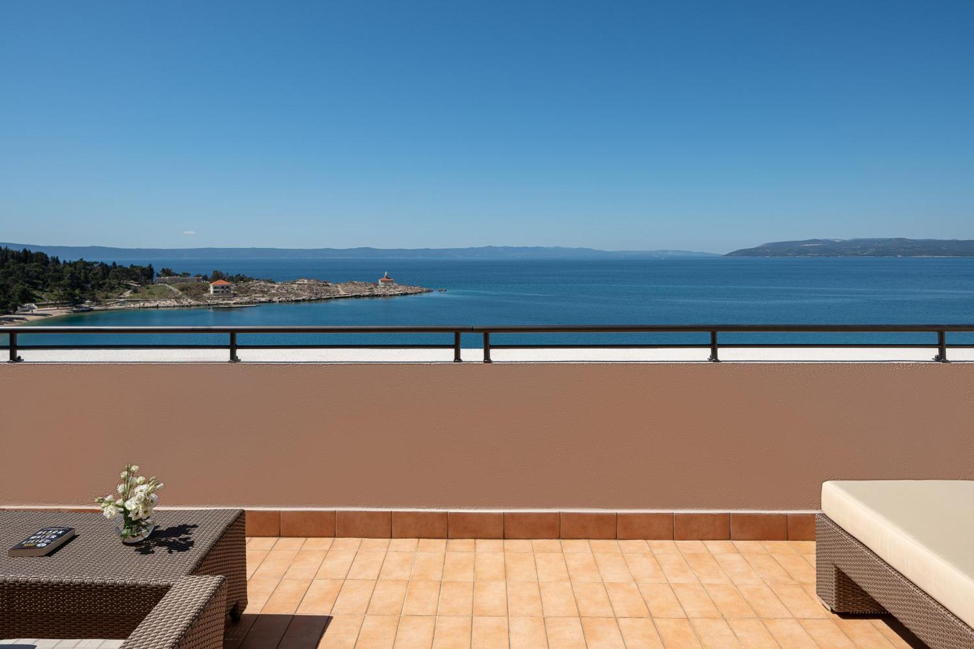 מאקרסקה Valamar Meteor Hotel מראה חיצוני תמונה