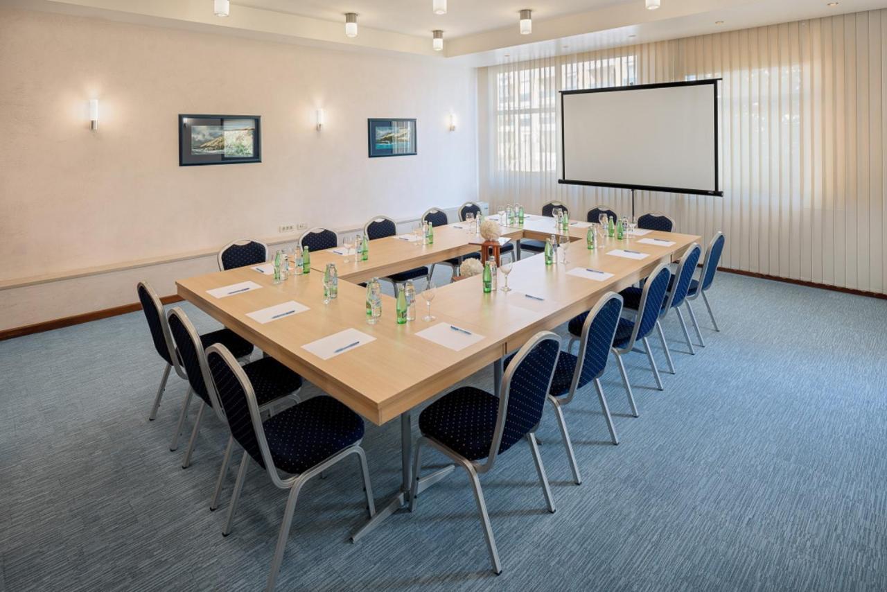 מאקרסקה Valamar Meteor Hotel מראה חיצוני תמונה